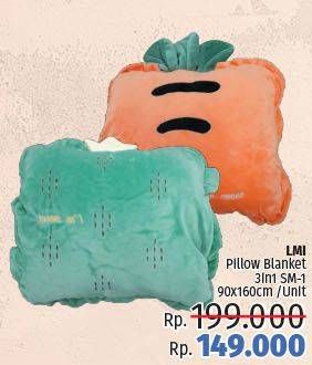 Promo Harga LMI Pillow Blanket 3in1 90 X 160cm  - LotteMart