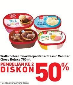 Promo Harga WALLS Ice Cream Solero Trio, Chocolate Deluxe, Neopolitana, Classic Vanilla 700 ml - Carrefour