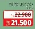 Promo Harga TANGO Waffle Crunchox 300 gr - Lotte Grosir