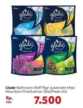 Promo Harga GLADE Bathroom Lavender Mist, Mountain Pine, Lemon Zest, Fresh Air 80 gr - Carrefour