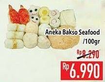 Promo Harga Aneka Bakso Seafood per 100 gr - Hypermart