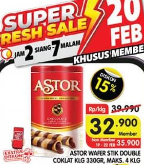 Promo Harga Astor Wafer Roll Double Chocolate, Chocolate 330 gr - Superindo