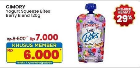 Promo Harga Cimory Yoghurt Squeeze Bites Berry Blend 120 gr - Indomaret