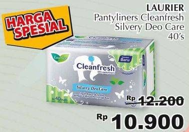Promo Harga Laurier Pantyliner Cleanfresh Silvery Deo Care 40 pcs - Giant