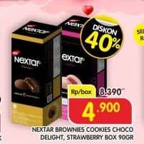 Promo Harga Nabati Nextar Cookies Brownies Choco Delight, Strawberry Jam per 8 pcs 14 gr - Superindo