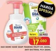 Promo Harga BIORE Hand Soap Antiseptic 250ml  - Superindo