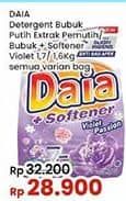 Promo Harga Daia Deterjen Bubuk Putih, + Softener Violet 1700 gr - Indomaret