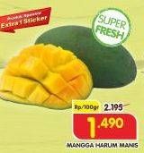 Promo Harga Mangga Harum Manis per 100 gr - Superindo