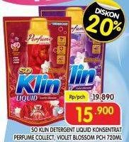 Promo Harga So Klin Liquid Detergent + Anti Bacterial Red Perfume Collection, + Anti Bacterial Violet Blossom 750 ml - Superindo