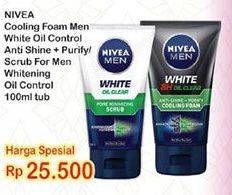 Promo Harga NIVEA MEN Facial Foam White Oil Control, Purify 100 ml - Indomaret