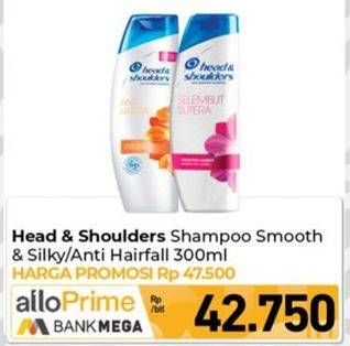 Promo Harga Head & Shoulders Shampoo Smooth Silky, Anti-Hairfall 300 ml - Carrefour