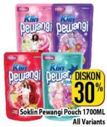 Promo Harga So Klin Pewangi All Variants 1700 ml - Hypermart