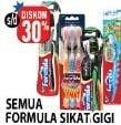 Promo Harga FORMULA Sikat Gigi All Variants 1 pcs - Hypermart