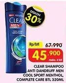 Promo Harga CLEAR Men Shampoo Anti Dandruff Cool Sport Menthol, Anti Dandruff Complete Care 320 ml - Superindo