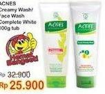 Promo Harga ACNES Facial Wash Complete White, Fights Bacteria Acne Care 100 gr - Indomaret