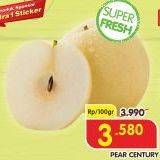 Promo Harga Pear Century per 100 gr - Superindo