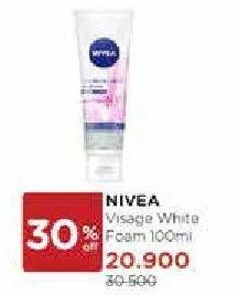 Promo Harga NIVEA Facial Foam Sparkling White 100 ml - Watsons