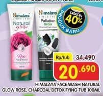 Promo Harga Himalaya Facial Wash Charcoal Detoxifying, Rose 100 ml - Superindo