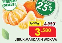 Promo Harga Jeruk Mandarin Wokam per 100 gr - Superindo