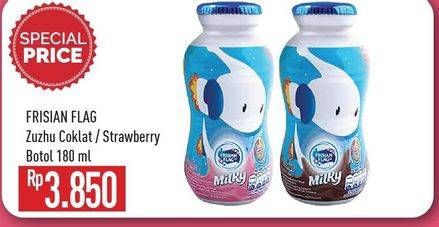 Promo Harga FRISIAN FLAG Susu UHT Milky Chocolate, Strawberry 180 ml - Hypermart