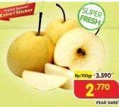 Promo Harga Pear Sweet per 100 gr - Superindo