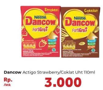 Promo Harga DANCOW Actigo UHT Stroberi, Cokelat 110 ml - Carrefour