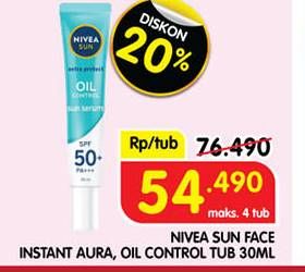 Promo Harga Nivea Sun Face Serum SPF50+ Instant Aura, Oil Control 30 ml - Superindo