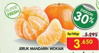 Promo Harga Jeruk Mandarin Wokam per 100 gr - Superindo