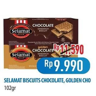 Promo Harga Selamat Sandwich Biscuits Chocolate, Golden Chocolate 102 gr - Hypermart