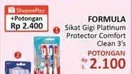 Promo Harga FORMULA Sikat Gigi Comfort Clean per 3 pcs - Alfamidi