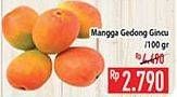 Promo Harga Mangga Gedong Gincu per 100 gr - Hypermart