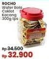 Promo Harga Rocho Wafer Bola Coklat Kacang 300 gr - Indomaret