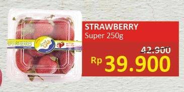 Promo Harga Strawberry Super 250 gr - Alfamidi