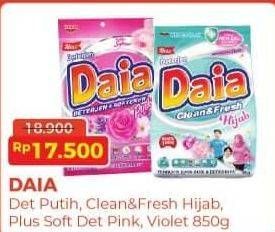 Promo Harga Daia Deterjen Bubuk Putih, Clean Fresh Hijab, + Softener Pink, + Softener Violet 850 gr - Alfamart