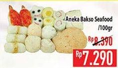 Promo Harga Aneka Bakso Seafood per 100 gr - Hypermart