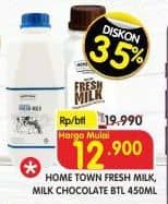 Promo Harga Hometown Fresh Milk Plain, Chocolate 450 ml - Superindo