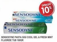 Promo Harga SENSODYNE Pasta Gigi Cool Gel, Fresh Mint, Flouride 100 gr - Superindo