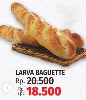 Promo Harga Larva Baguette  - LotteMart