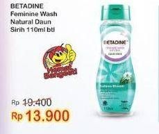 Promo Harga BETADINE Feminine Wash Natural Daun Sirih 110 ml - Indomaret