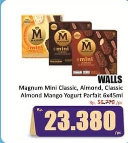 Promo Harga Walls Magnum Mini Classic, Almond, Classic Mango Yoghurt Parfait per 6 pcs 45 ml - Hari Hari