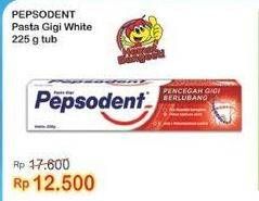 Promo Harga Pepsodent Pasta Gigi Pencegah Gigi Berlubang White 225 gr - Indomaret