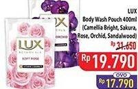 Promo Harga LUX Botanicals Body Wash Camellia White, Sakura Bloom, Soft Rose, Magical Orchid, Sandalwood Musk 400 ml - Hypermart