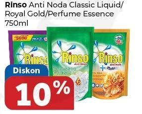 Promo Harga RINSO Liquid Detergent Classic Fresh, Molto Royal Gold, Perfume Essence 750 ml - Carrefour