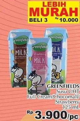 Promo Harga GREENFIELDS UHT Chocomalt, Full Cream, Strawberry per 3 pcs 125 ml - Giant
