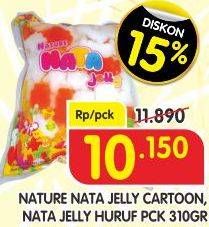 Promo Harga NATURE Nata Jelly Cartoon, Huruf 310 gr - Superindo