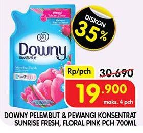 Promo Harga Downy Pewangi Pakaian Floral Pink, Sunrise Fresh 720 ml - Superindo