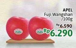 Promo Harga Apel Fuji Wangshan per 100 gr - Alfamidi