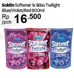 Promo Harga SO KLIN Softener Twilight Sensation Blue, Purple, Lovely Red 800 ml - Carrefour