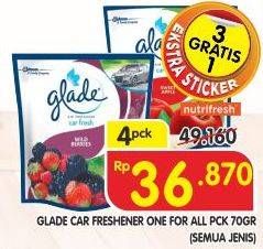 Promo Harga GLADE Car Air Freshener One For All, All Variants per 4 pcs 70 gr - Superindo