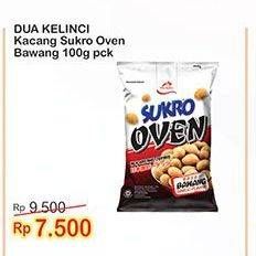 Promo Harga DUA KELINCI Kacang Sukro Oven Rasa Bawang 100 gr - Indomaret